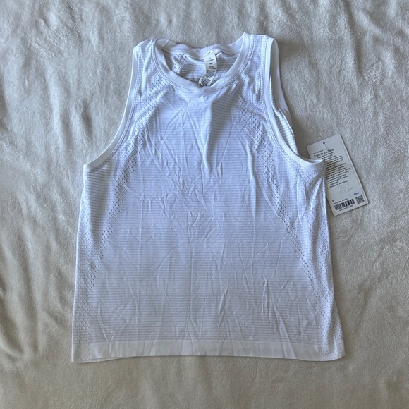 Lululemon Train To Be Tank - Size 6, White - Picture 1 of 3
